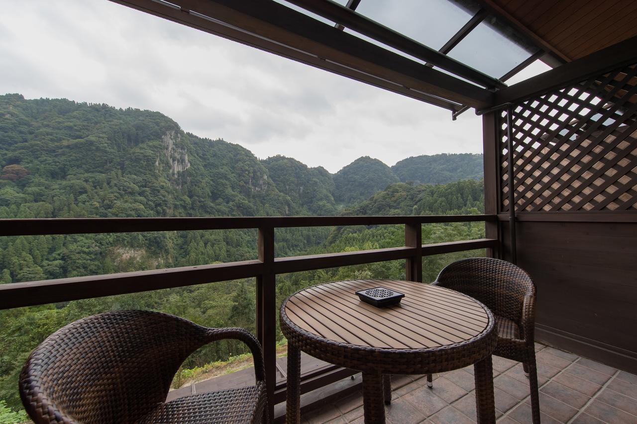 Okuhita Onsen Umehibiki Hotel Buitenkant foto