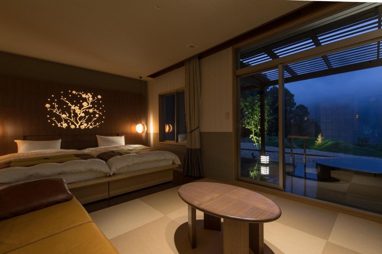 Okuhita Onsen Umehibiki Hotel Buitenkant foto
