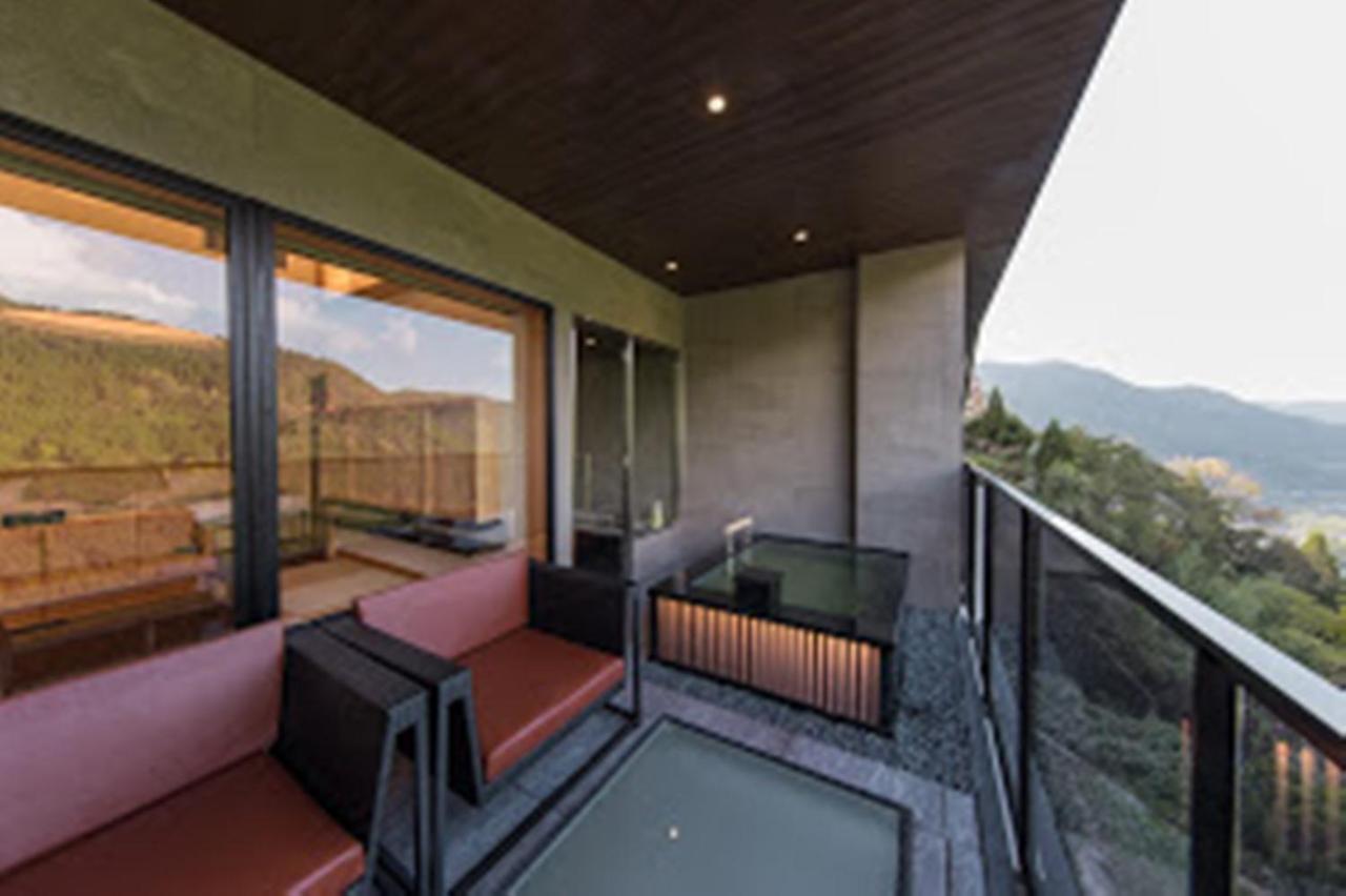 Okuhita Onsen Umehibiki Hotel Buitenkant foto